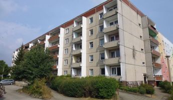 Freundliche 3-Raum-Wohnung mit Balkon zu vermieten!