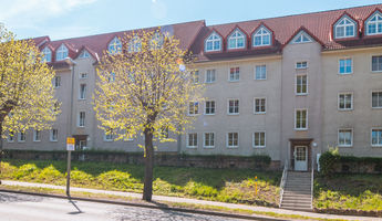 Frisch renovierte 1-Raum-Wohnung mit Balkon zu vermieten!